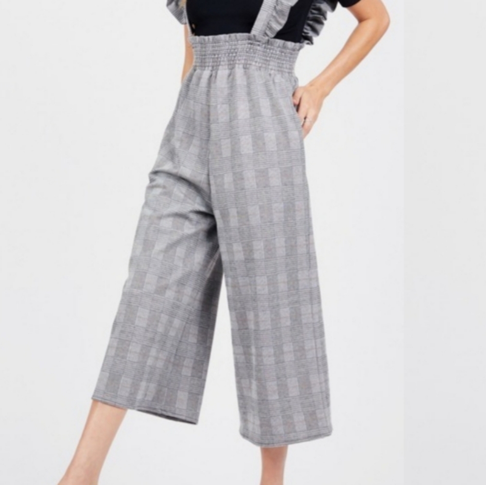 London Rose | Ruffle Sleeve Jumpsuit
